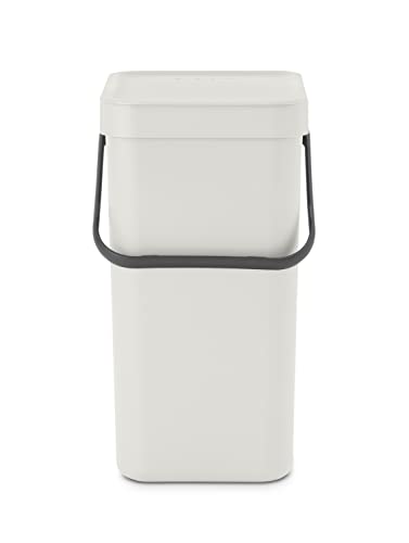 Brabantia - Cubo de basura Sort & Go 12L - Papelera de Reciclaje Mediana - Tapa en Posición Abierta - Fácil de Limpiar - para Debajo de la Cocina o Montado en la Pared - Light Grey - 20 x 25 x 35 cm